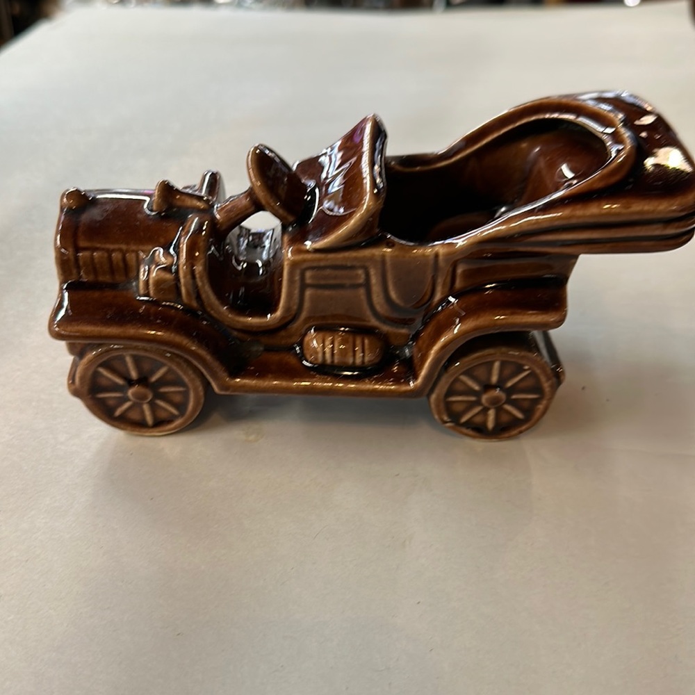 Antique Pottery Convertible Car Planter